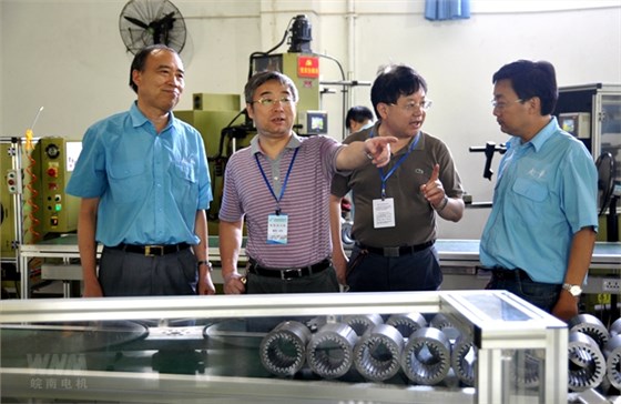 省质量技术监督局领导参观皖南电机 省质量技术监督局领导参观皖南电机